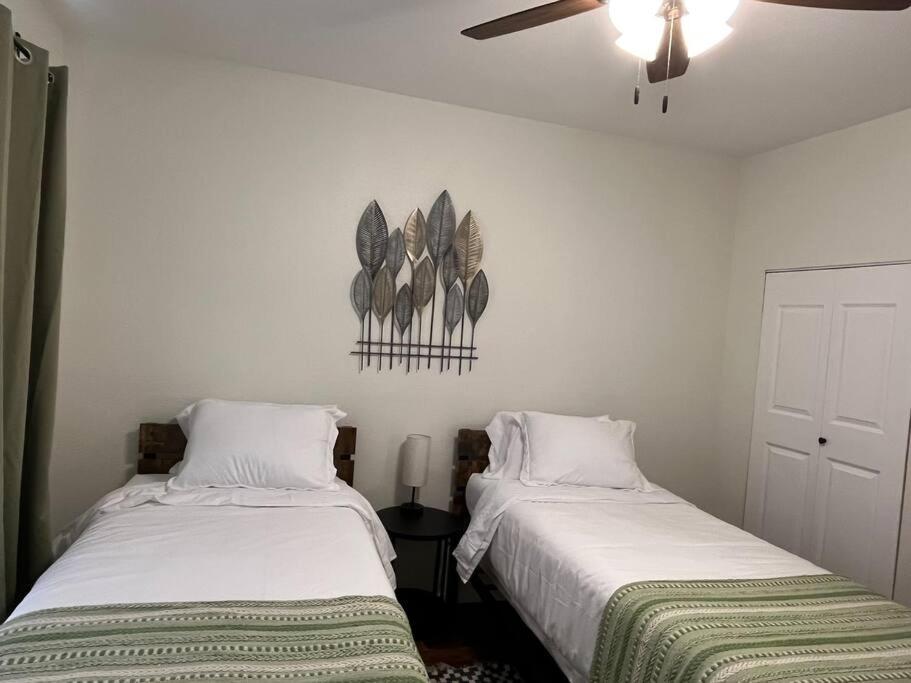 Home Away From Home-Cozy 2 Bdrm Condo/Med Cntr/Nrg Houston Luaran gambar